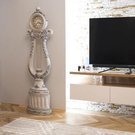 Paulmarie Apartments On Pushkinskaya Брест Екстер'єр фото