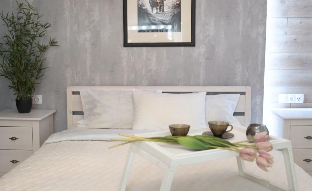 Paulmarie Apartments On Pushkinskaya Брест Екстер'єр фото
