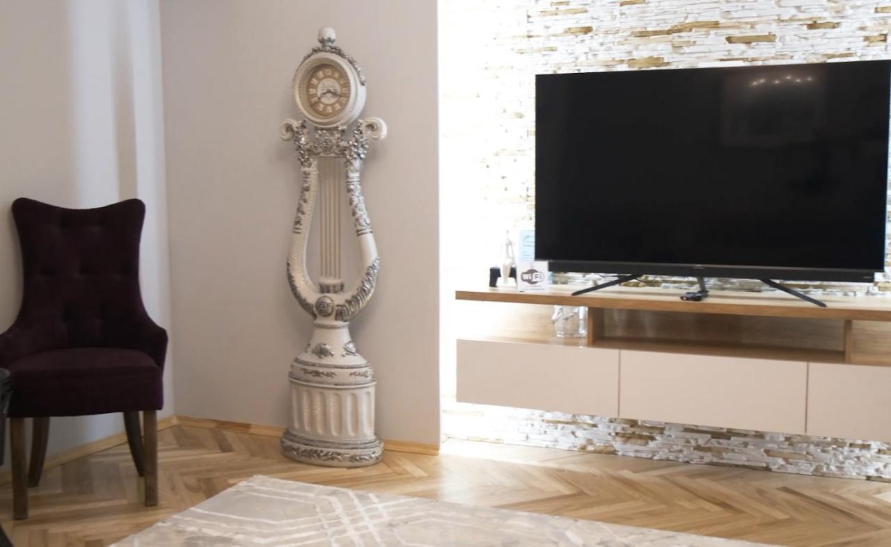 Paulmarie Apartments On Pushkinskaya Брест Екстер'єр фото
